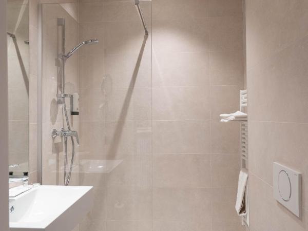 Hotel du Théâtre : photo 9 de la chambre chambre double standard