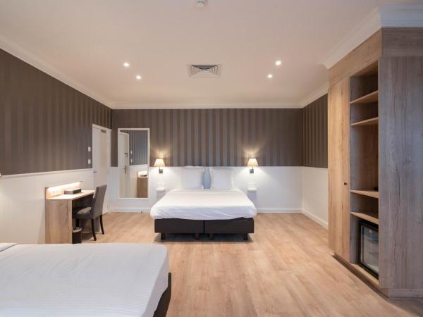 Hotel du Théâtre : photo 6 de la chambre chambre quadruple