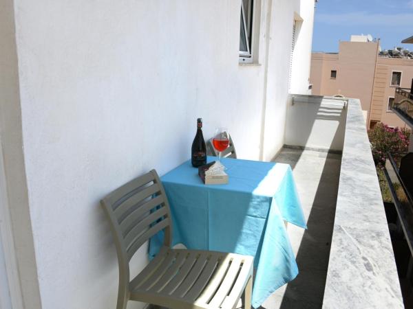 Klinakis Beach Hotel : photo 7 de la chambre chambre lits jumeaux Économique