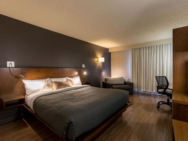 N Hôtel Québec : photo 2 de la chambre chambre lit king-size
