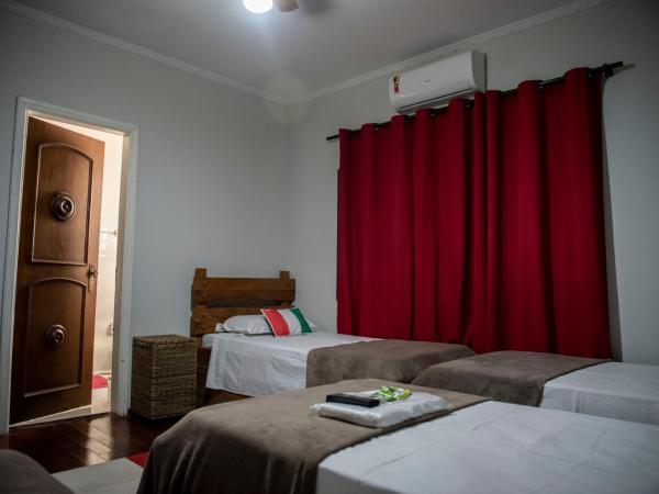 Hotel Alvorada do Sol : photo 2 de la chambre suite familiale