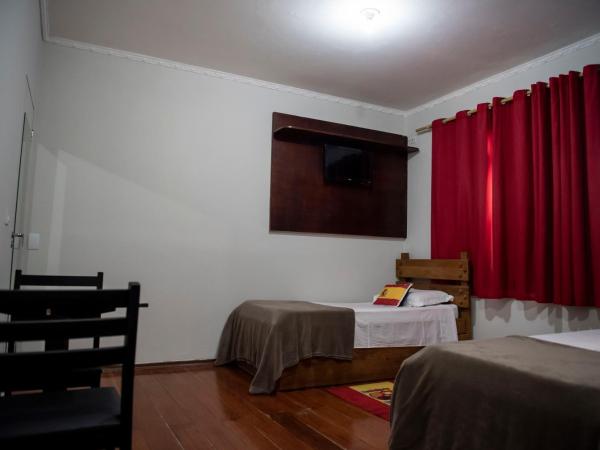 Hotel Alvorada do Sol : photo 3 de la chambre chambre triple