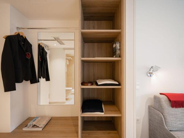 Hotel Wetterstein : photo 7 de la chambre chambre supérieure - vue sur cour