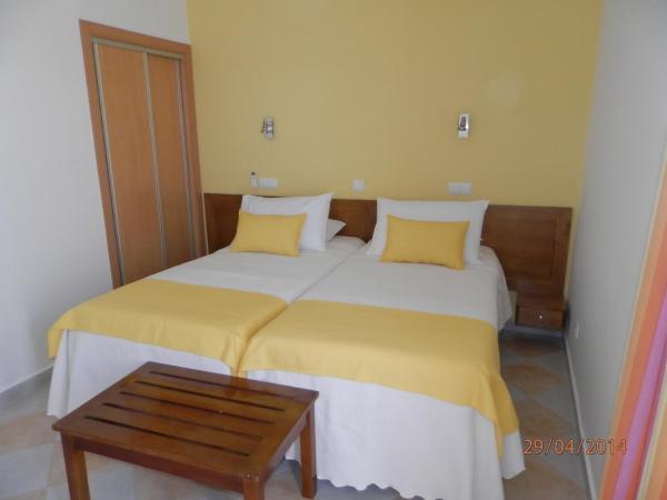 Frentomar : photo 2 de la chambre chambre lits jumeaux avec balcon - vue sur mer