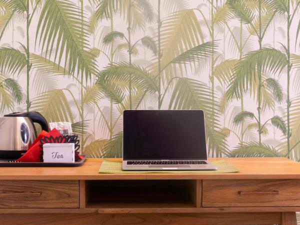 Truly Verona : photo 4 de la chambre chambre double - vue sur ville - piazza cittadella 16