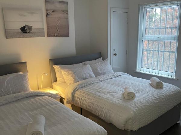 County serviced accommodation : photo 8 de la chambre chambre triple standard