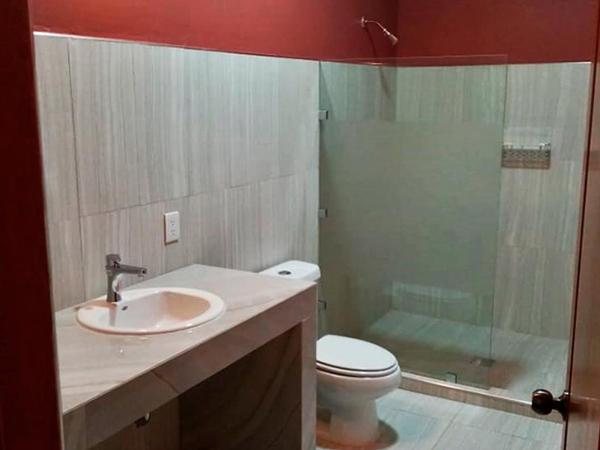 Paulina Youth Hostel : photo 3 de la chambre chambre double avec salle de bains privative