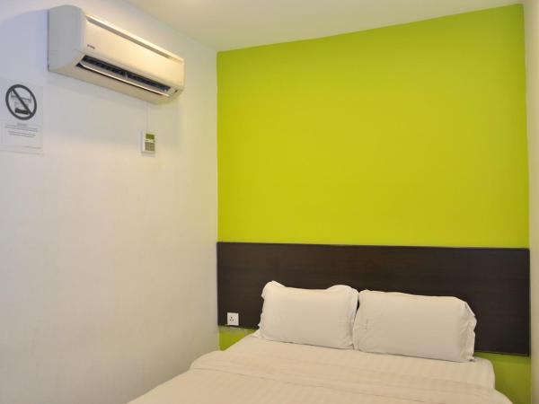 Kuching Transit Inn : photo 9 de la chambre double room (without window)