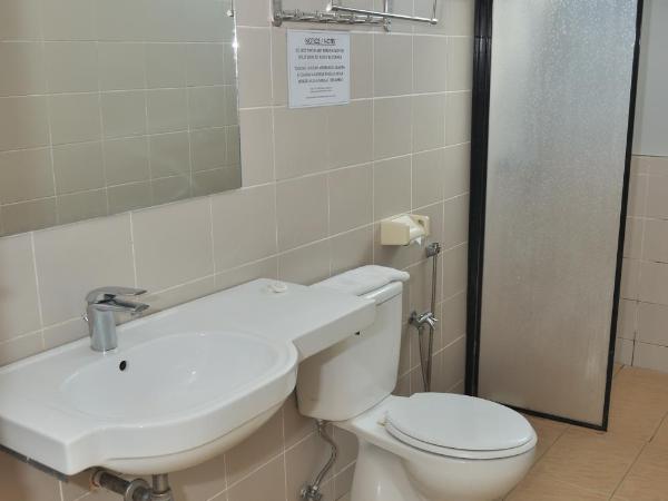 Kuching Transit Inn : photo 8 de la chambre family deluxe (with window)