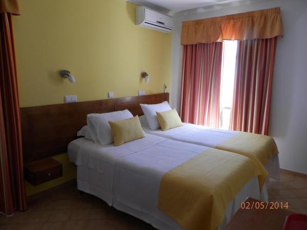 Frentomar : photo 9 de la chambre chambre lits jumeaux avec balcon - vue sur mer
