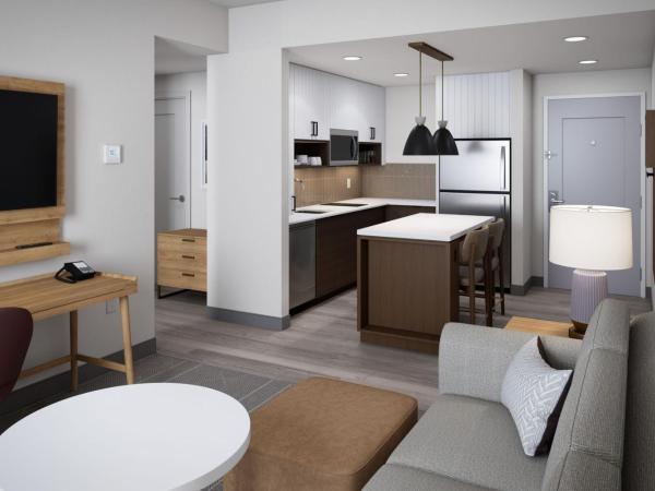 Staybridge Suites - Louisville - Expo Center, an IHG Hotel : photo 1 de la chambre suite 1 chambre lit king-size avec canapé-lit