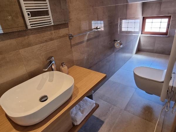 Villa Vista : photo 4 de la chambre chambre double supérieure avec balcon - vue sur mer