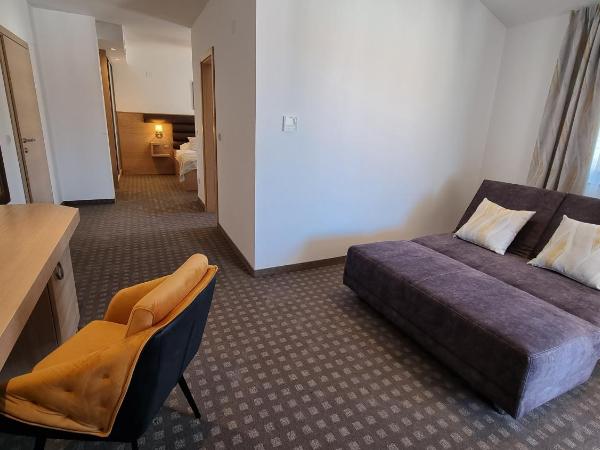 Villa Vista : photo 1 de la chambre suite deluxe avec balcon - vue latérale sur mer