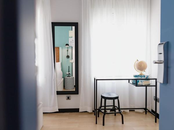 The Little Corner B&B : photo 4 de la chambre chambre double supérieure