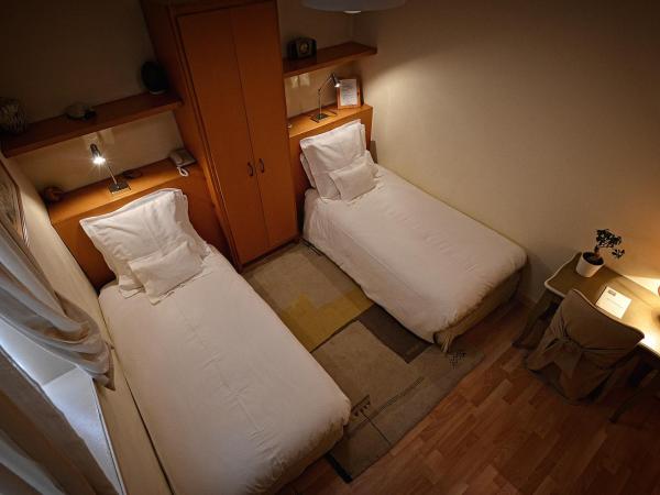 Hotel Le Clos Raymi : photo 2 de la chambre chambre lits jumeaux
