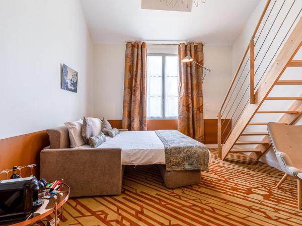 Hotel Le Saint Gelais : photo 4 de la chambre suite junior familiale