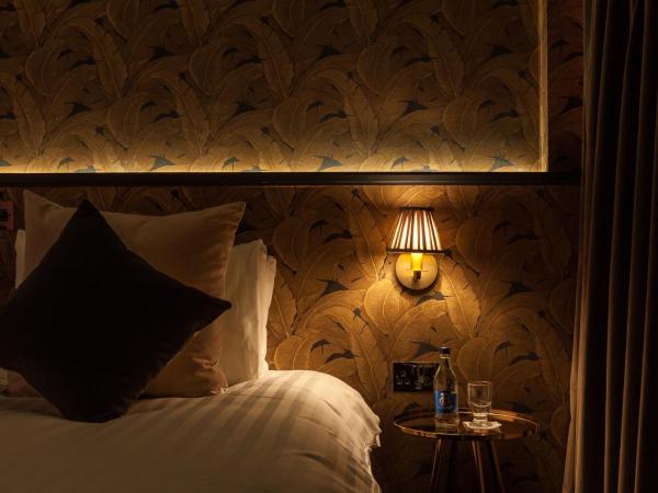 House Belfast Hotel : photo 4 de la chambre chambre lit king-size supérieure