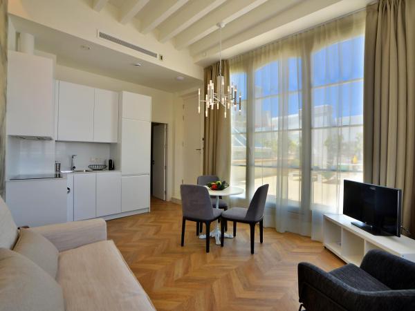 Plaza Mina Suites - Adults Recommended by Luxury Suites Cadiz : photo 3 de la chambre penthouse