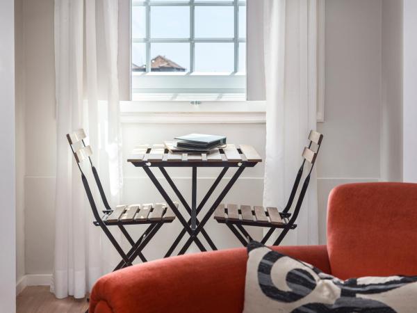 B The Guest Downtown : photo 2 de la chambre chambre double ou lits jumeaux supérieure