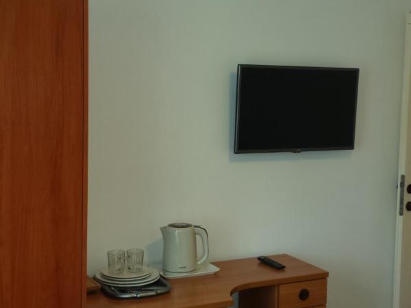 Wynajem pokoi : photo 2 de la chambre chambre double - vue sur jardin