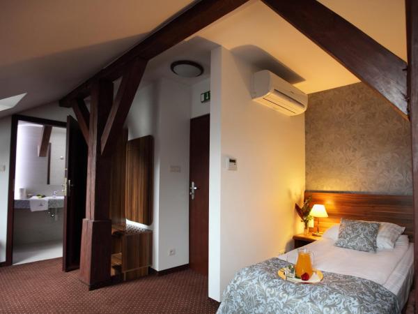 Hotel Wit Stwosz : photo 6 de la chambre chambre double/lits jumeaux