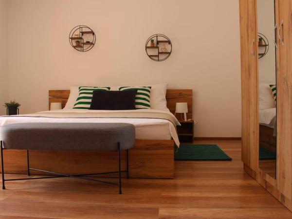 Green House : photo 1 de la chambre chambre lit king-size - vue sur mer