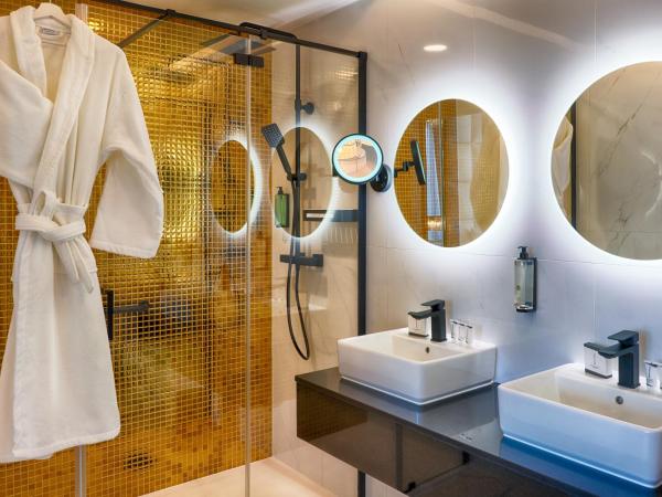 Grand Focus Hotel Szczecin : photo 3 de la chambre appartement