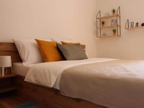 Green House : photo 2 de la chambre chambre lit king-size - vue sur mer