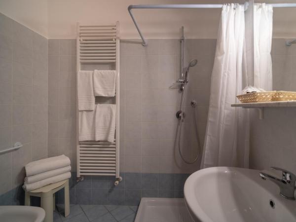 Hotel Italia : photo 2 de la chambre chambre simple standard