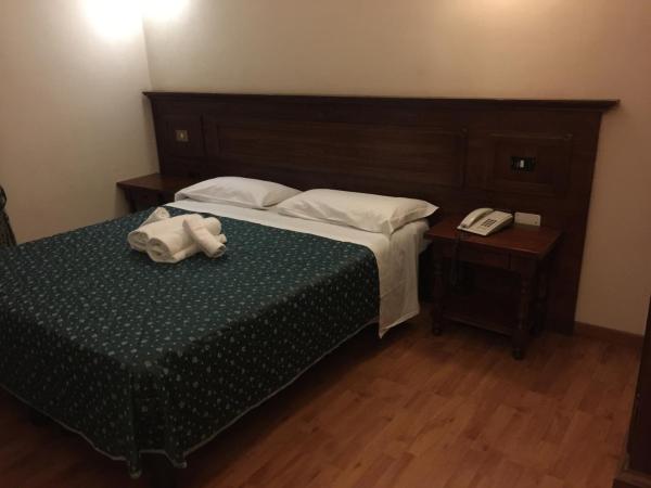 Hotel Le Due Fontane : photo 3 de la chambre chambre double