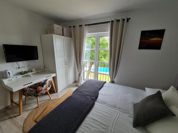 Boutique Resort OSMA : photo 3 de la chambre chambre double - vue sur piscine