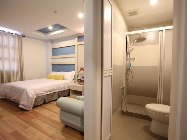 Sunshine Inn Plus : photo 5 de la chambre suite