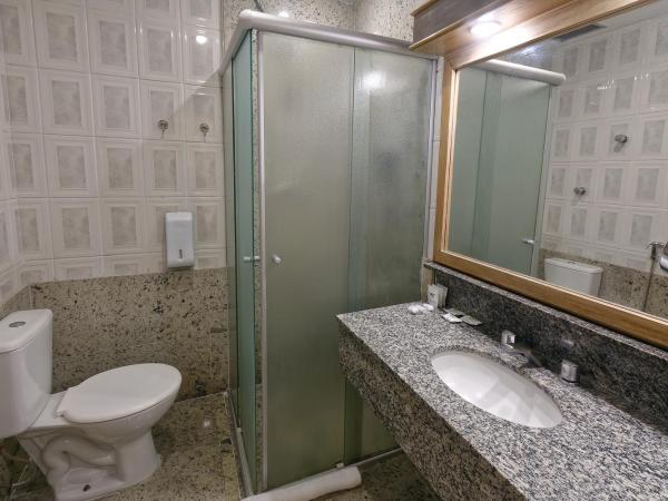 Fênix Hotel Moema : photo 9 de la chambre chambre standard avec un lit double