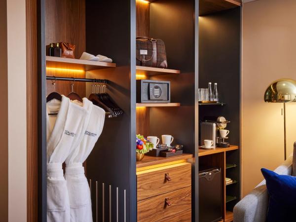 The Alex : photo 3 de la chambre suite junior