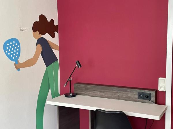 HOTEL N Hostel Malmö City : photo 4 de la chambre chambre simple standard avec salle de bains commune