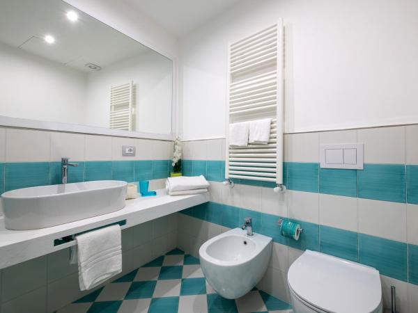 Hotel Nice : photo 5 de la chambre suite avec jacuzzi