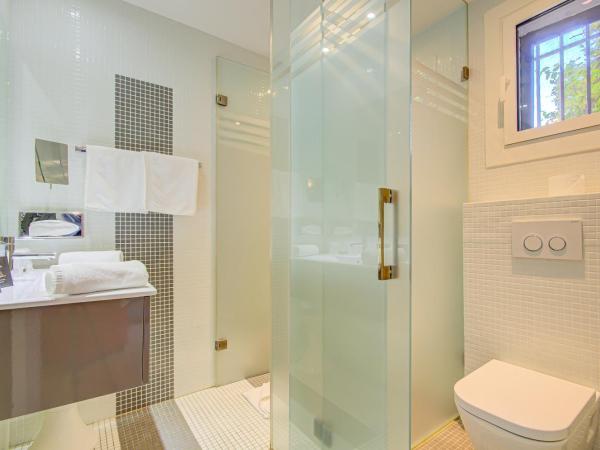 Le Madeloc Hôtel & Spa : photo 5 de la chambre chambre quadruple avec terrasse privée