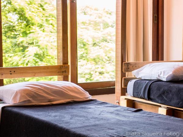 The Eco Palace Hostel : photo 3 de la chambre lit simple dans dortoir de 10 lits