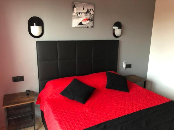 Hôtel Le Pescadou : photo 8 de la chambre chambre double avec balcon