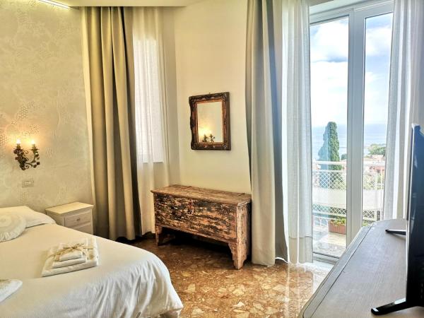 Villa Giannina B&B : photo 4 de la chambre suite deluxe - vue sur mer