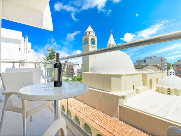 Santa Maria City Hotel : photo 8 de la chambre chambre triple avec balcon