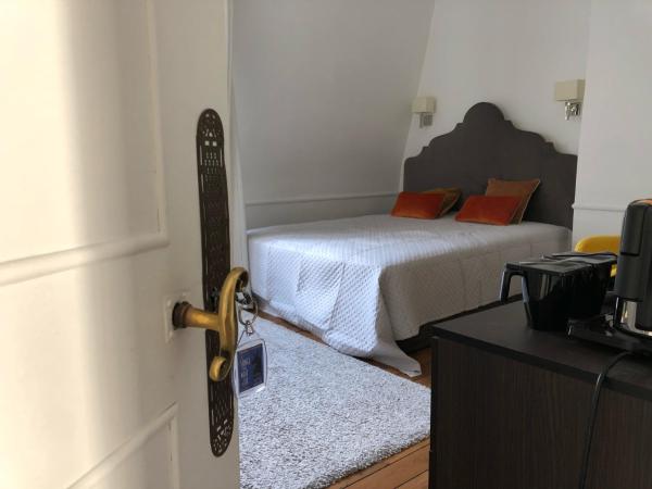 BULLES DE LOIRE : photo 1 de la chambre chambre double avec salle de bains privative extérieure