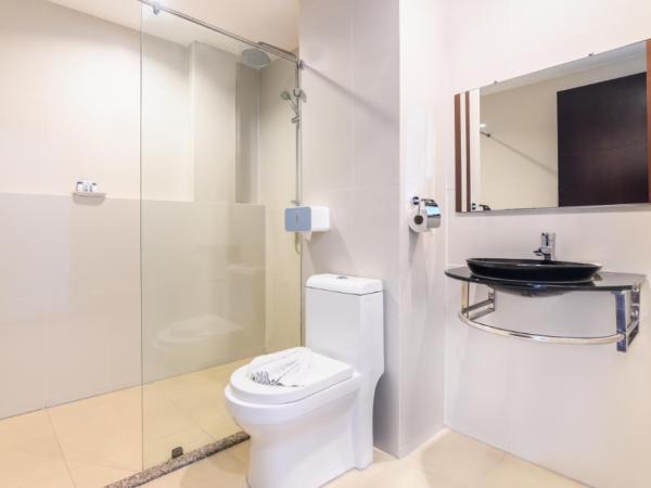 Hilltop Wellness Resort : photo 5 de la chambre suite - vue sur piscine