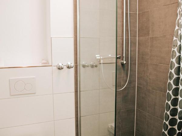 Domizil : photo 3 de la chambre chambre double deluxe avec douche