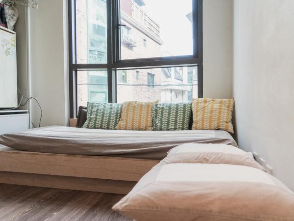 Myeongdong Artmonstay : photo 7 de la chambre chambre familiale de luxe en duplex