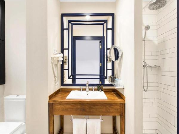 Hotel Market : photo 4 de la chambre chambre double ou lits jumeaux avec parking