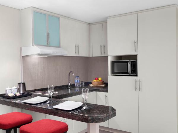 Leva Hotel and Suites, Opposite Downtown : photo 3 de la chambre suite 1 chambre burj 