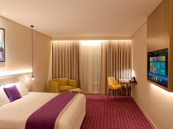Leva Hotel and Suites, Opposite Downtown : photo 1 de la chambre chambre lit king-size deluxe
