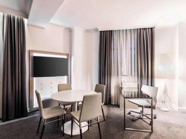 Radisson Blu Hotel, Leeds City Centre : photo 7 de la chambre suite junior - vue sur cathédrale