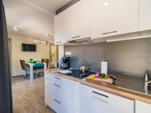 Centinera Resort : photo 8 de la chambre mobile home